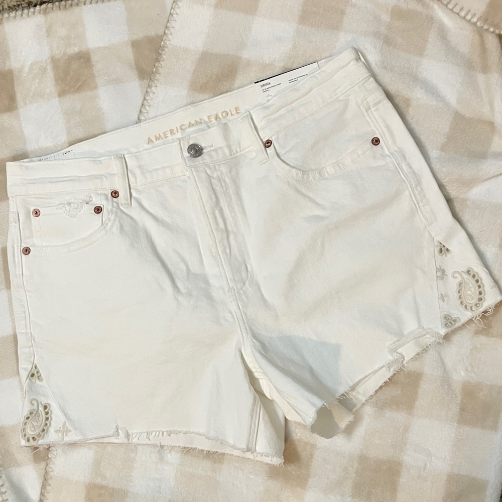 American Eagle Outfitters Women's White Jean Shorts